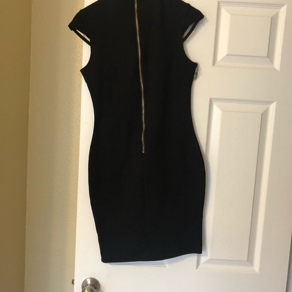 Fashion Nova bodycon dress - Picture 2 of 3